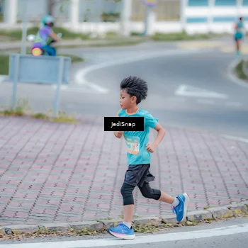 Runner Photo 8273454