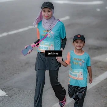 Runner Photo 8273456