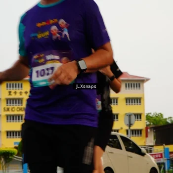 Runner Photo 8273476