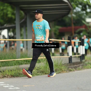 Runner Photo 8273493