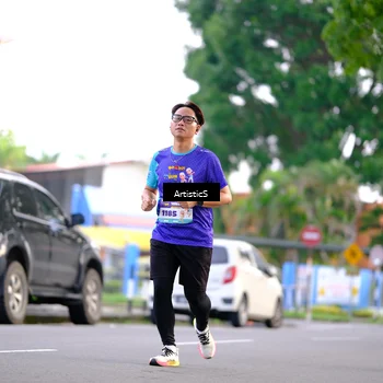 Runner Photo 8273528