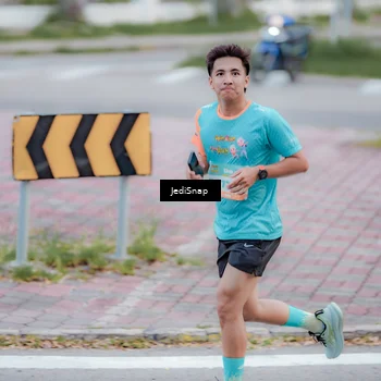 Runner Photo 8273544