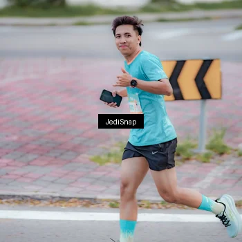 Runner Photo 8273558