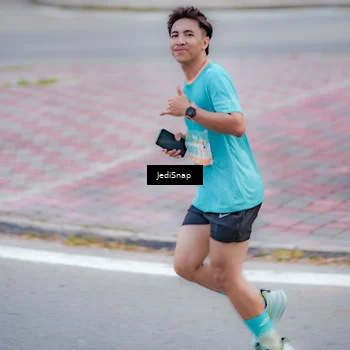Runner Photo 8273572