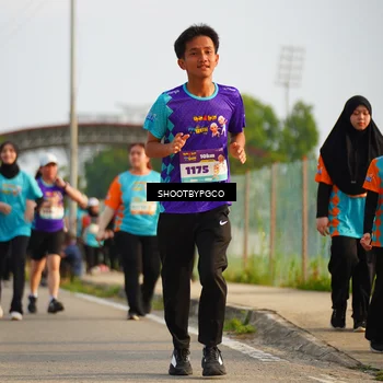 Runner Photo 8273608