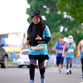 Runner Photo 8273613