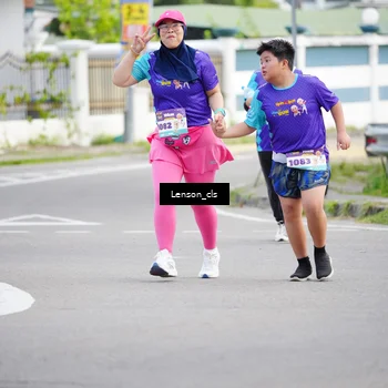 Runner Photo 8273624