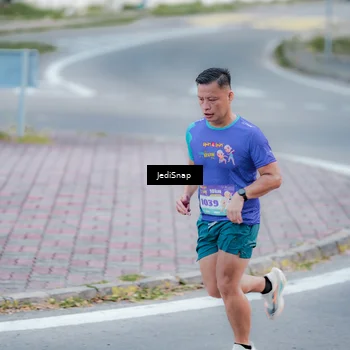Runner Photo 8273638