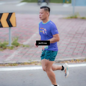 Runner Photo 8273643