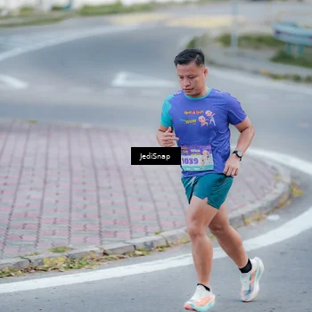 Runner Photo 8273644