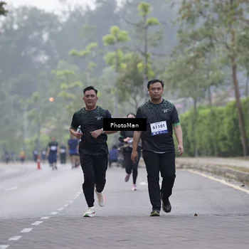 Runner Photo 8273778