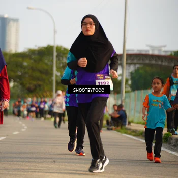 Runner Photo 8273800