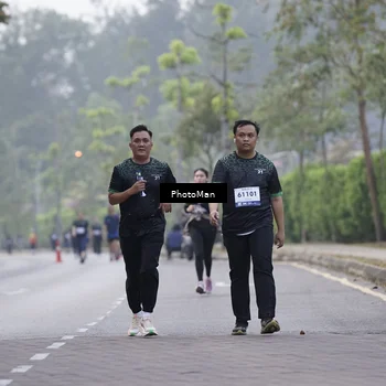 Runner Photo 8273876