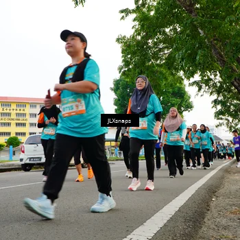Runner Photo 8273933