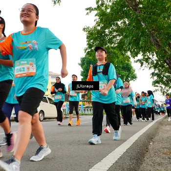 Runner Photo 8273981