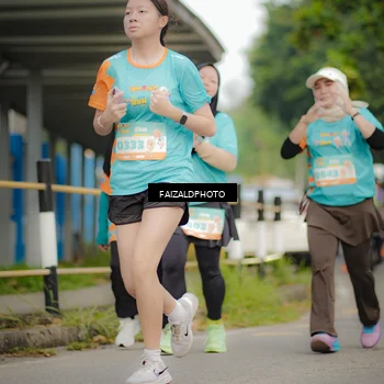 Runner Photo 8274006
