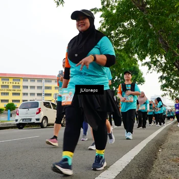 Runner Photo 8274009