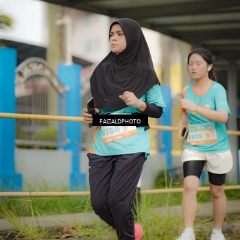 Runner Photo 8274010