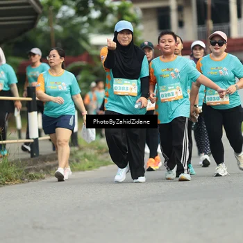 Runner Photo 8274020