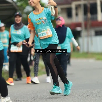 Runner Photo 8274034