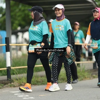 Runner Photo 8274042