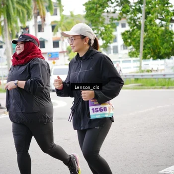 Runner Photo 8274051