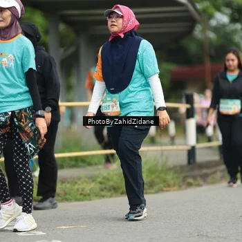 Runner Photo 8274080