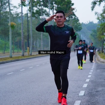 Runner Photo 8274095