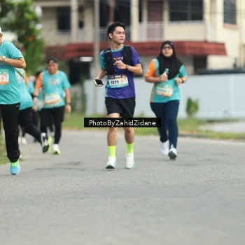 Runner Photo 8274098