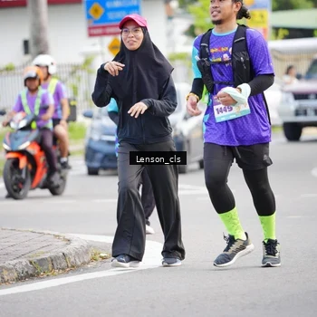 Runner Photo 8274101
