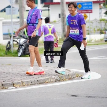 Runner Photo 8274118
