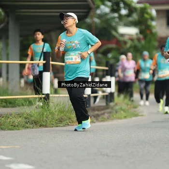 Runner Photo 8274128