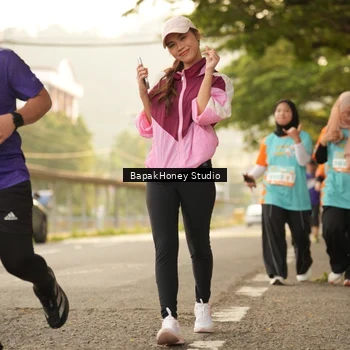 Runner Photo 8274140