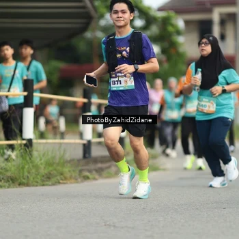 Runner Photo 8274143