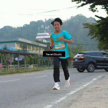 Runner Photo 8274144