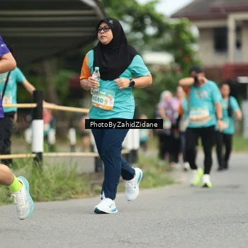 Runner Photo 8274190