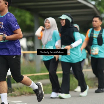 Runner Photo 8274299
