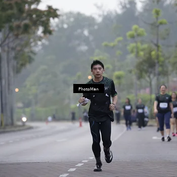 Runner Photo 8274368
