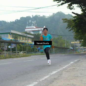 Runner Photo 8274485