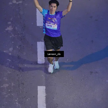 Runner Photo 8274524