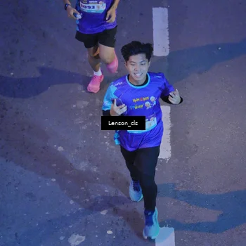 Runner Photo 8274573