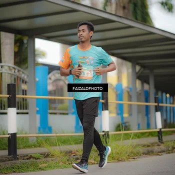 Runner Photo 8274693