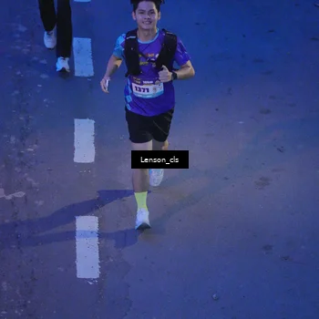 Runner Photo 8274729