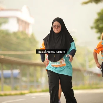 Runner Photo 8274800