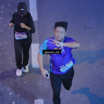 Runner Photo 8274820