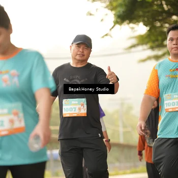Runner Photo 8274851