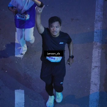 Runner Photo 8274854