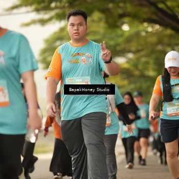 Runner Photo 8274900