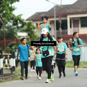 Runner Photo 8274948