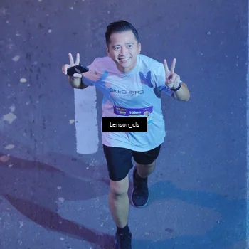 Runner Photo 8275002